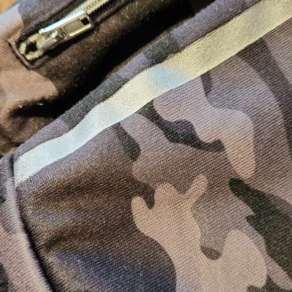 ACX army print sweat pants - Picture 8 of 8